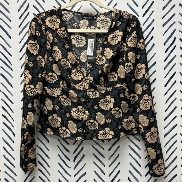NWT Nasty Gal Nothing Bud Flowers Button Down Blouse - 6 - Picture 2 of 6
